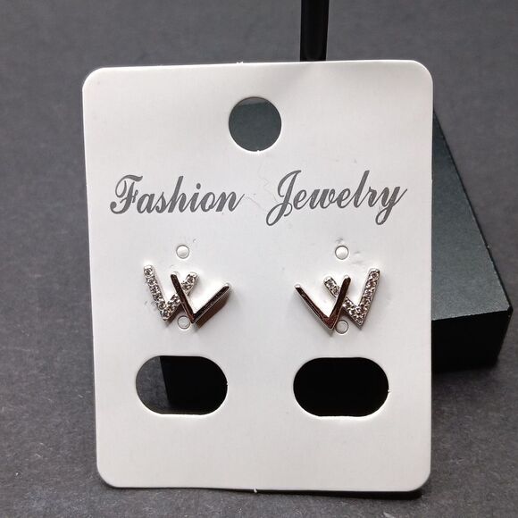 Lovastar 925  Initial W Letter Stud Earrings New In Pouch - Picture 1 of 2